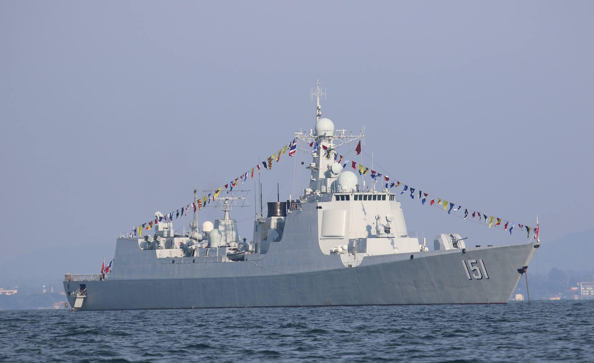 揭秘中国海军的杰出代表，052C型驱逐舰，揭秘中国海军杰出代表，052C型驱逐舰的实力与风采