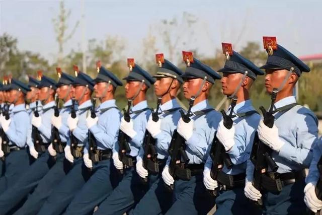 十一国庆阅兵式，展现国家力量与荣耀，国庆阅兵式，展现国家力量与荣耀的壮丽画卷