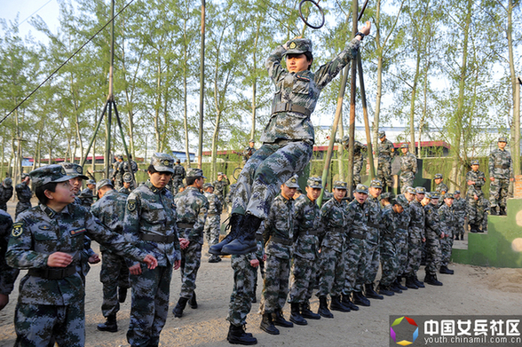 中国女特种兵电影免费观看，铁血与柔美的碰撞，中国女特种兵，铁血柔美的碰撞——免费观看电影