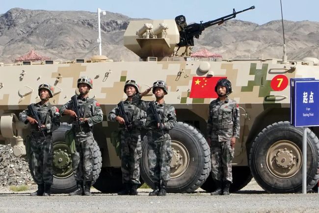 2021年军事图片概览，军事图片精选集，回顾2021年精彩瞬间