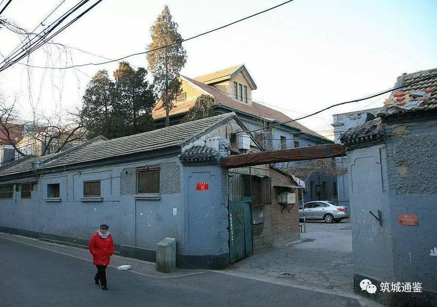 退役军官与西祠胡同，一段历史与文化的交织，退役军官与西祠胡同，历史文化的交织记忆