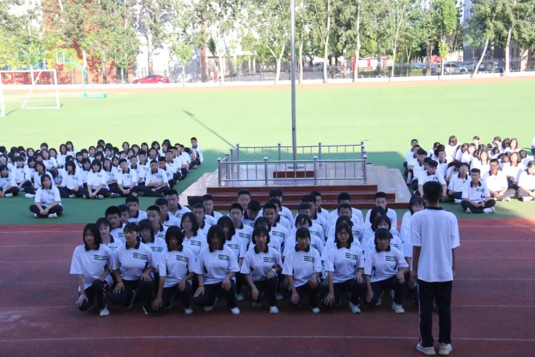 我国国防成就之闪耀篇章——2021年度回顾与展望,我国国防成就回顾与展望,闪耀篇章的2021年度回顾与前瞻