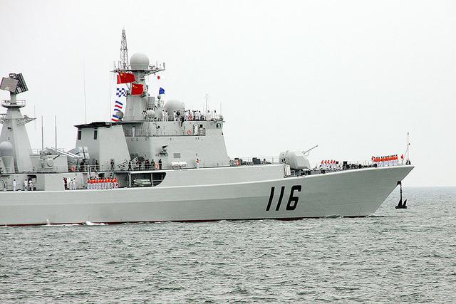 石家庄号导弹驱逐舰服役，中国海军力量的崭新篇章，石家庄号导弹驱逐舰服役，揭幕中国海军力量的新篇章