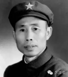 集团军长与普通军长，职责、角色与差异分析，集团军长与普通军长，职责、角色与对比分析