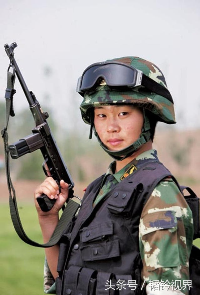中国女兵为什么不漂亮，深度解析与多元视角，深度解析与多元视角探讨，中国女兵的魅力与形象塑造挑战