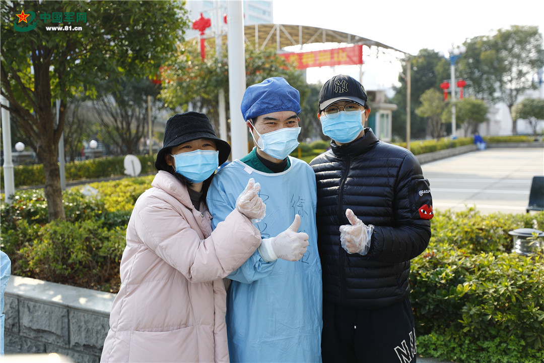 中部战区总医院领导，引领医疗前沿，铸就健康堡垒，中部战区总医院领导，引领医疗创新，铸就健康防线