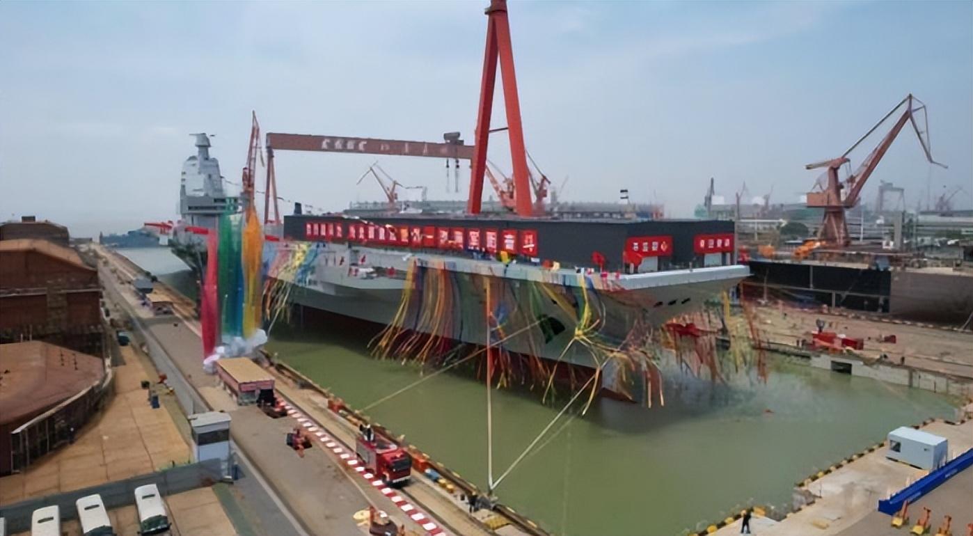 世界海军吨位排名图及其意义，全球海军吨位排名图揭秘，实力对比与战略意义探讨