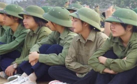 越南女兵与中国女兵对比，两国军事力量的独特之处与相似之处，越南女兵与中国女兵对比，军事力量的独特之处与相似之处分析