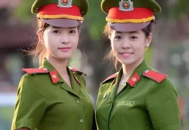 中国女兵在越南女子监狱，一段跨越国界的英勇传奇，中国女兵在越南女子监狱，跨国界英勇传奇
