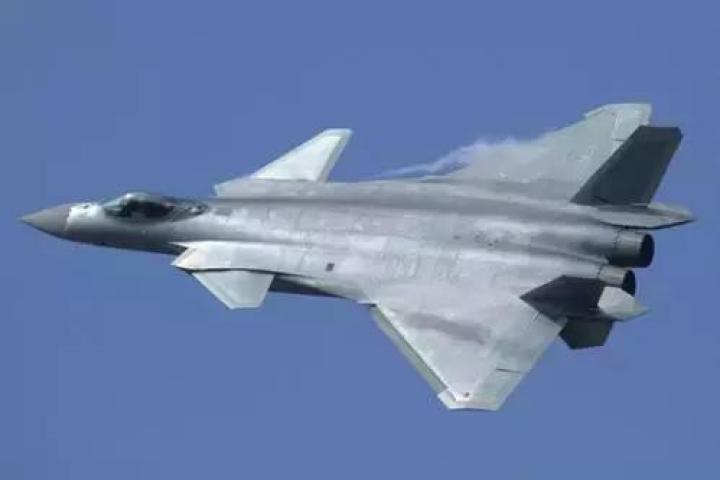 The J-12 Fighter Aircraft,J-12战斗机简介