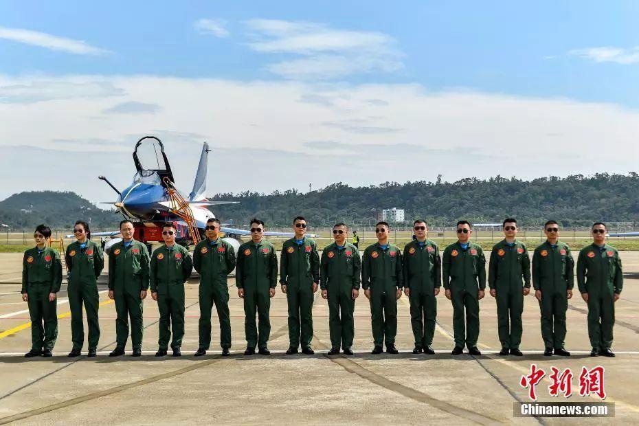 中国人民解放军空军构成概览,中国人民解放军空军构成概览,揭示其力量与荣耀