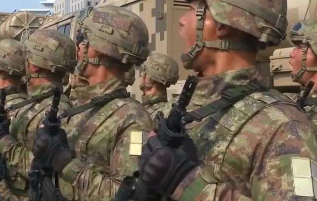 探究21星空迷彩服价格高昂的背后原因，揭秘21星空迷彩服高价背后的原因揭秘