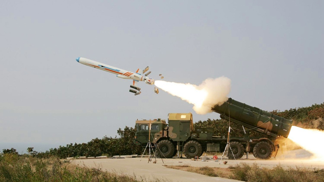 鹰击长空,鹰击-21反舰导弹的射程究竟有多远?,鹰击长空,鹰击-21反舰导弹射程揭秘