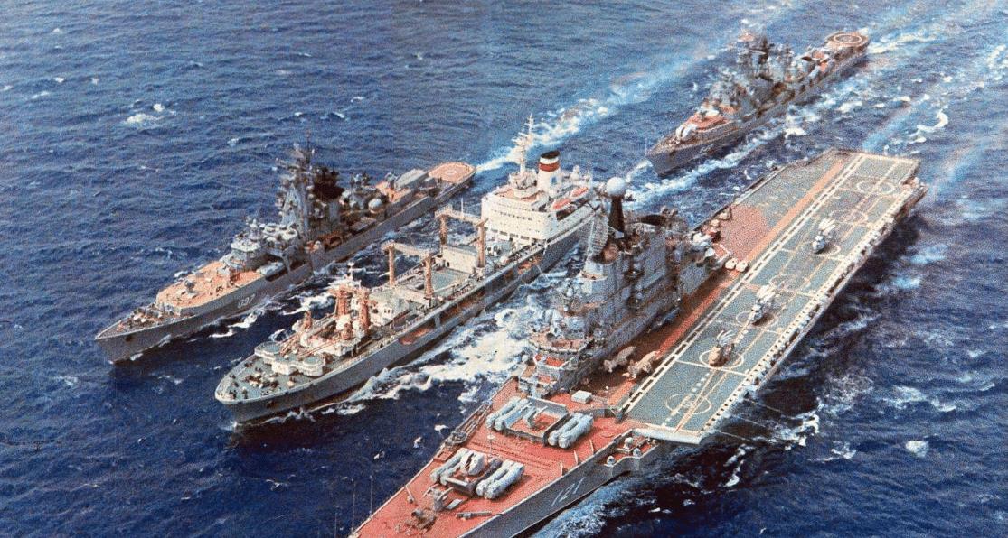 瓦良格号导弹巡洋舰与航母,海洋力量的双重象征,瓦良格号导弹巡洋舰与航母,海洋力量的双重代表