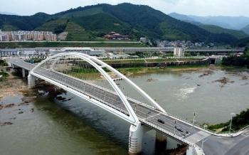 2021年台海局势最新消息全面解析,2021年台海局势最新动态全面解析