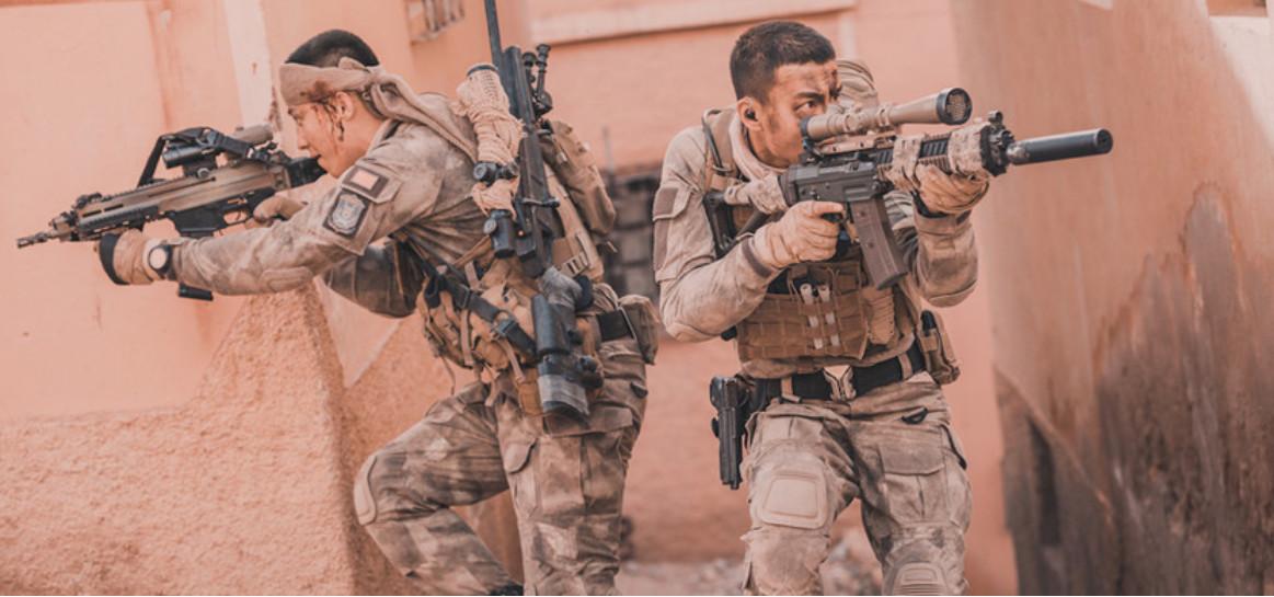 蛟龙突击队对决海豹突击队,一场战略与勇气的较量,蛟龙突击队与海豹突击队的战略勇气对决战