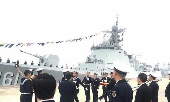中国海军新里程碑,164舰正式入列,中国海军新里程碑,164舰正式入列启航