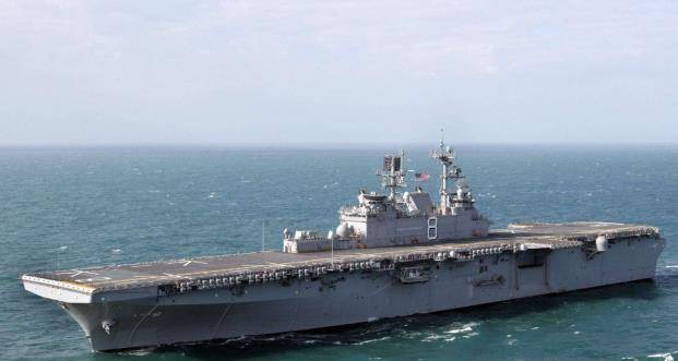 中国6万吨两栖攻击舰,重塑海上力量的崭新篇章,中国6万吨两栖攻击舰,重塑海上力量的里程碑