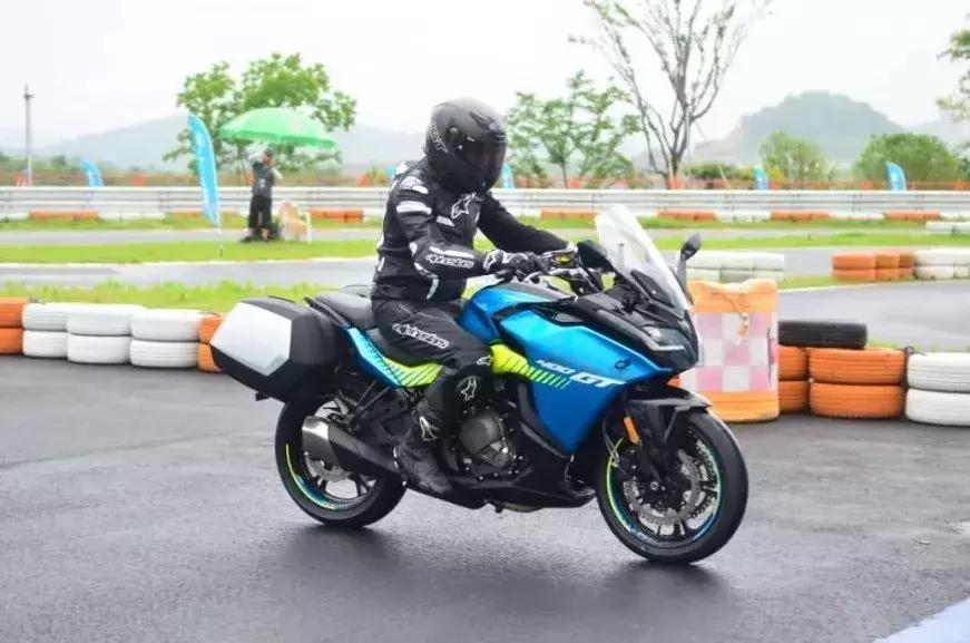 国宾护卫队的摩托车发动机,力量与荣耀的象征,国宾护卫队摩托车发动机,力量与荣耀的标志