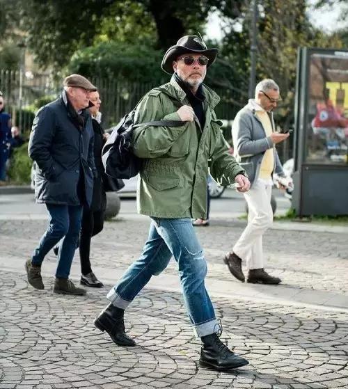 余文乐与M65风衣,时尚与实用的完美结合,余文乐与M65风衣,时尚与实用的魅力交融