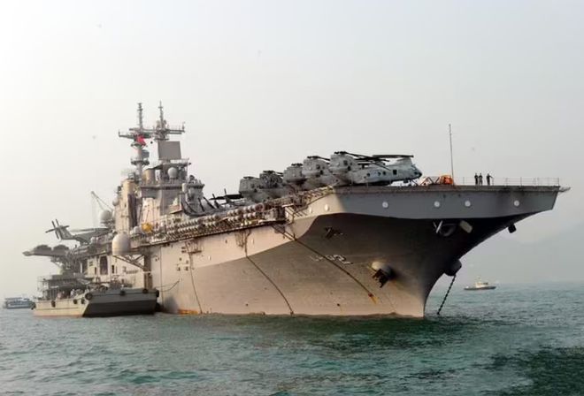 黄蜂级两栖攻击舰的9号舰揭秘,名字背后的故事与意义,黄蜂级两栖攻击舰9号舰名字背后的故事与意义揭秘