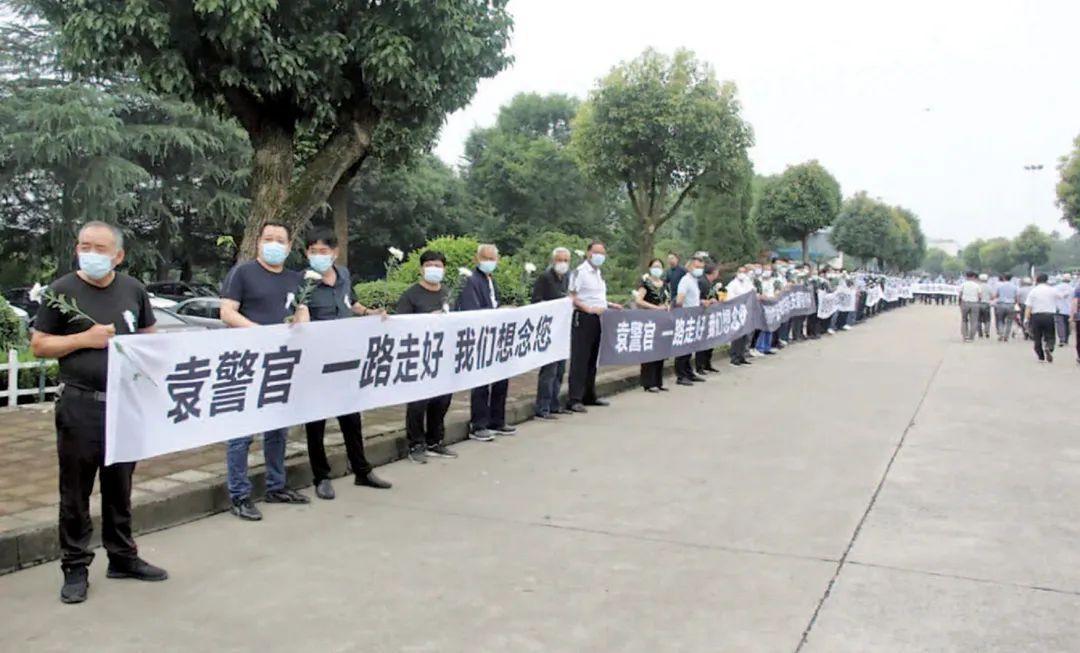 中国女特种兵功绩，英勇无畏，铸就辉煌，中国女特种兵，英勇铸就辉煌功勋