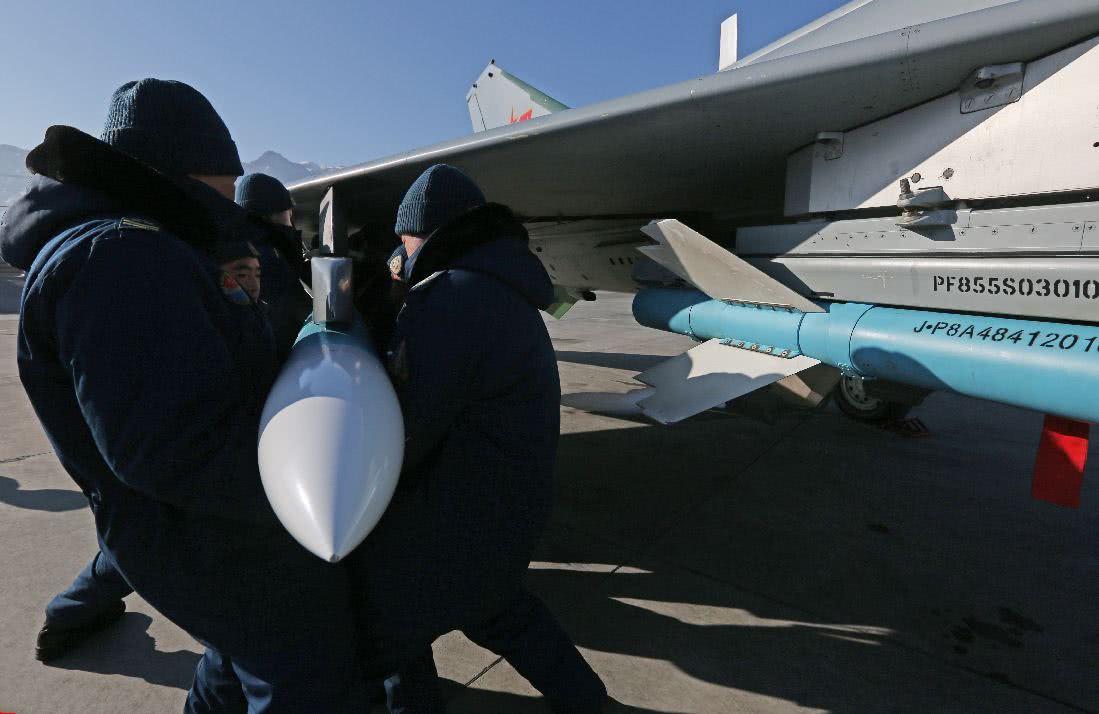 F-35战斗机能否实现超音速巡航,技术解析与性能探讨,F-35战斗机超音速巡航技术解析与性能探讨