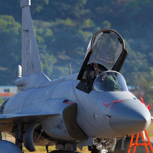 枭龙价格,深度解析与探讨,枭龙战机价格深度解析与探讨