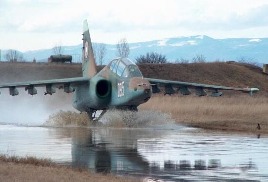 深入解析A-10攻击机型号,深入解析A-10攻击机型号,性能、特点与作战能力全解析