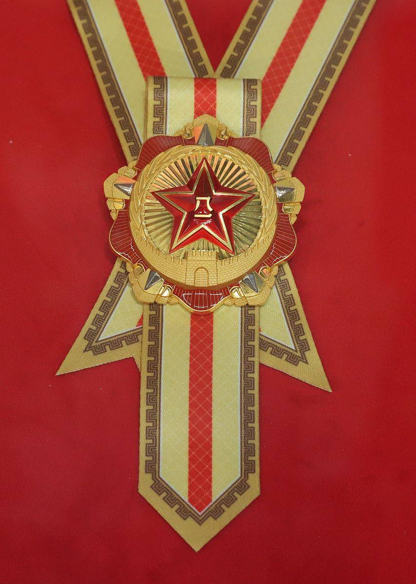 八一勋章，致敬荣耀背后的英雄之魂，谁获得这一殊荣？，八一勋章，致敬荣耀背后的英雄之魂，获得者揭晓！