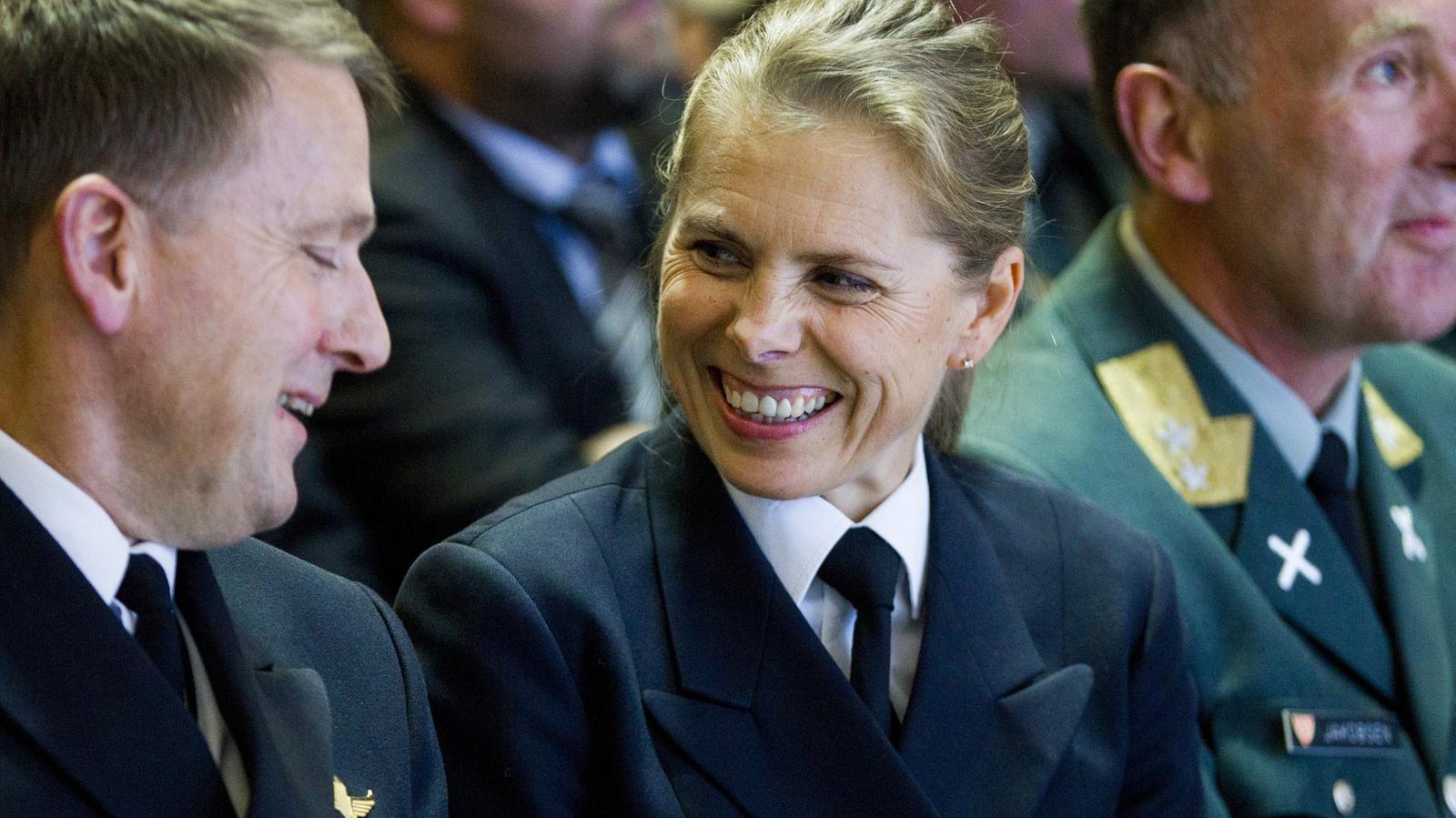 国防大学校长在2015年的角色与影响，一位军事领袖的洞察与前瞻，国防大学校长，军事领袖的洞察与前瞻——2015年的角色与影响