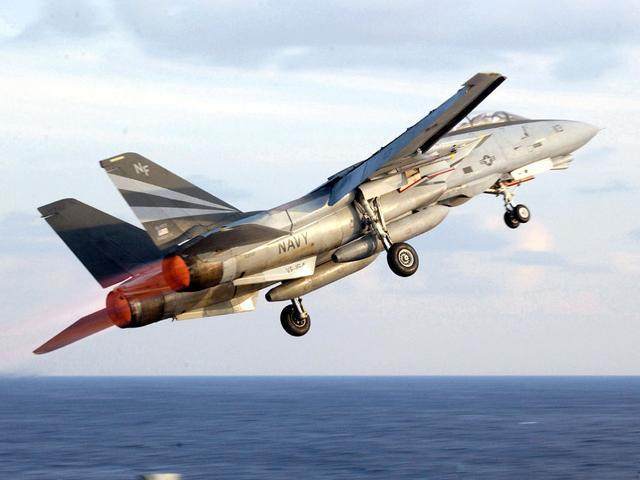 F-28雄猫战斗机,空中巨匠的传奇故事,F-28雄猫战斗机的传奇之旅