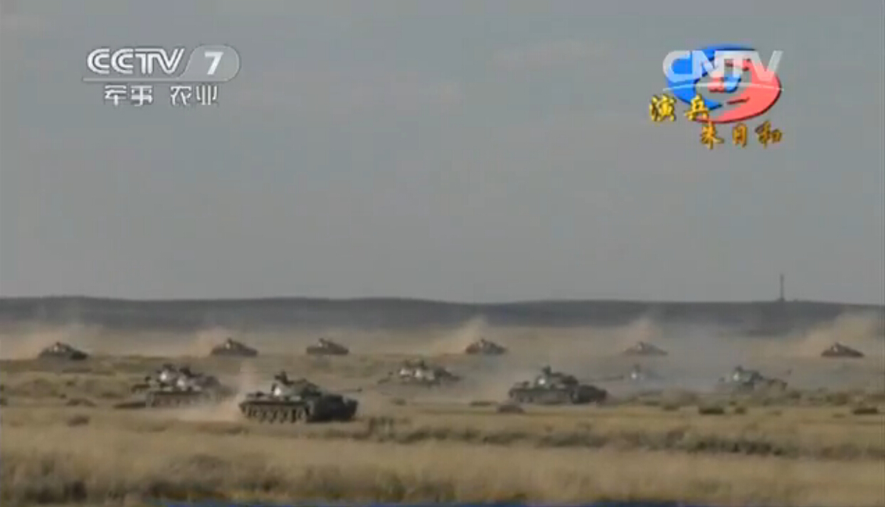 沙场点兵,揭秘2004年朱日和军演,揭秘朱日和军演沙场点兵之旅,2004年军演全景回顾