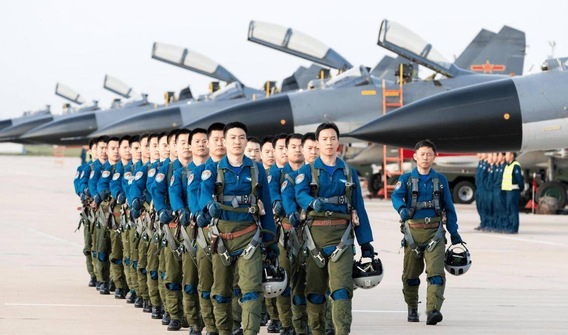 中国空军最厉害的三个兵种,中国空军最顶尖的三大兵种揭秘