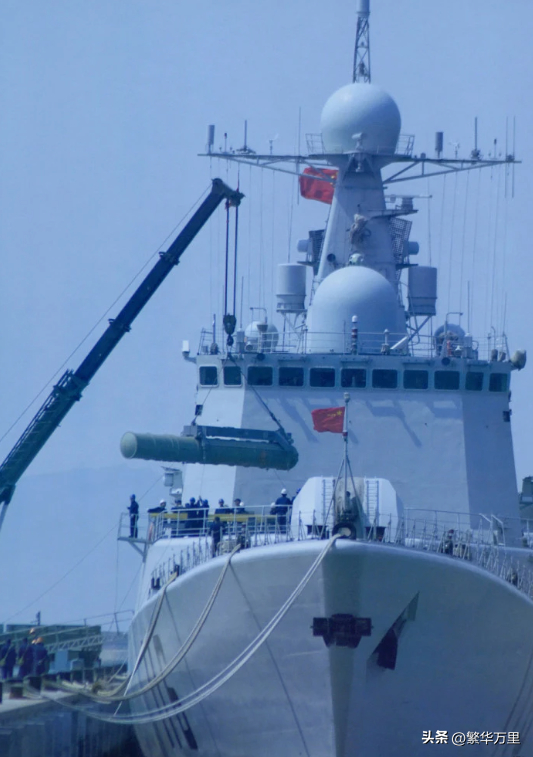 关于051C型驱逐舰能否作为盾舰的探讨，关于051C型驱逐舰能否作为盾舰的探讨分析