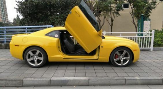 直-18在国产航母上的壮丽降落，国产航母上的直-18壮丽降落瞬间