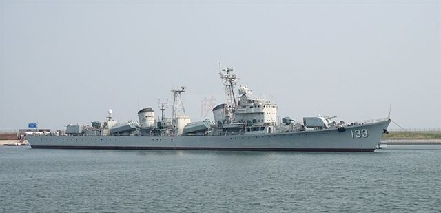 揭秘中国海军新利器,133重庆舰,揭秘中国海军新利器,重庆舰首度曝光