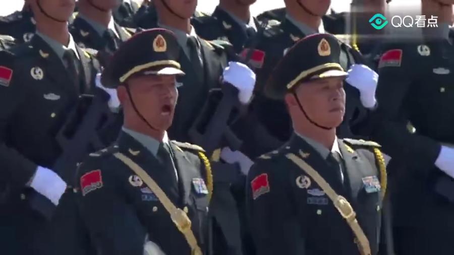 阅兵方阵走路视频,展现荣耀与力量,阅兵方阵震撼步伐,荣耀与力量的展现