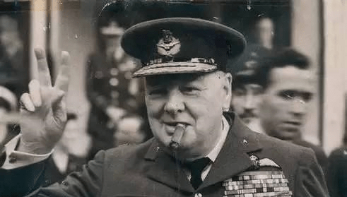 军事频道与和平年代的交融共生,军事频道与和平年代的共生共融之道