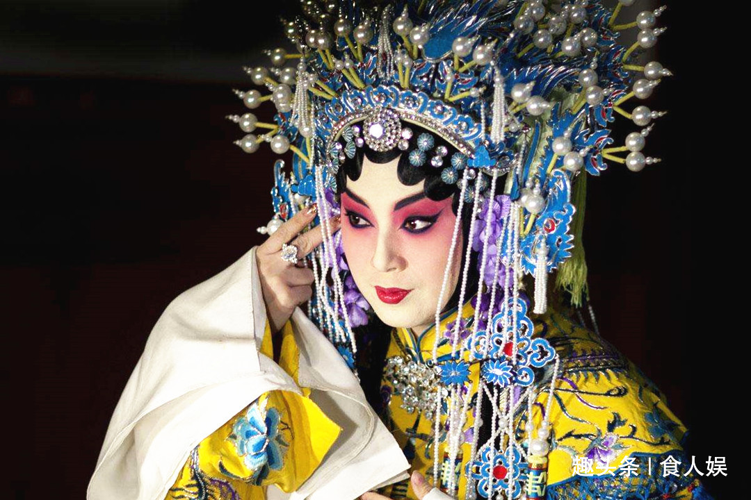 探究41岁京剧演员自缢原因,41岁京剧演员自缢背后的原因探究