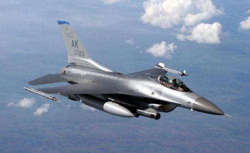 揭秘F-16 Block 70战机,性能升级与未来展望,揭秘F-16 Block 70战机,性能升级与未来展望分析