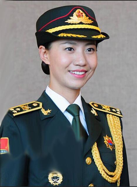 中国人民解放军仪仗队女兵亮相海外,展现新时代风采与力量,中国人民解放军仪仗队女兵海外亮相,展现新时代风采与巾帼力量