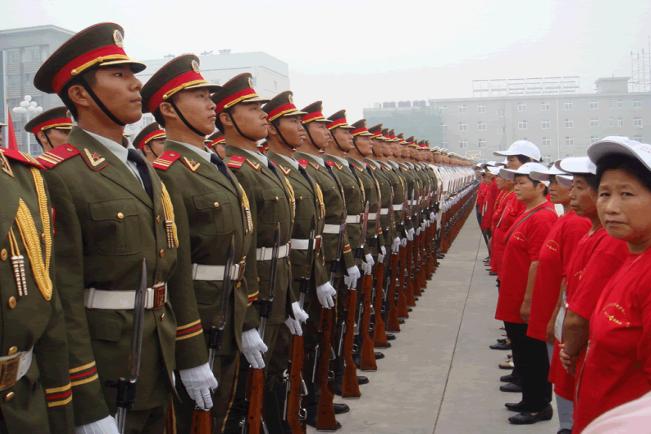 中国人民解放军仪仗队女兵亮相海外，展现新时代风采与力量，中国人民解放军仪仗队女兵海外亮相，展现新时代风采与巾帼力量