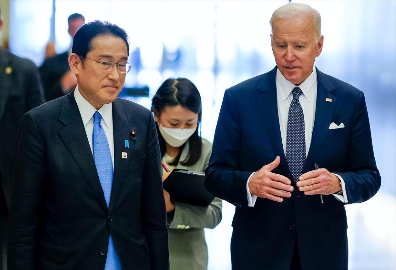 揭秘中国海军的骄傲,052B型驱逐舰武器装备,揭秘中国海军的骄傲,052B型驱逐舰武器装备详解