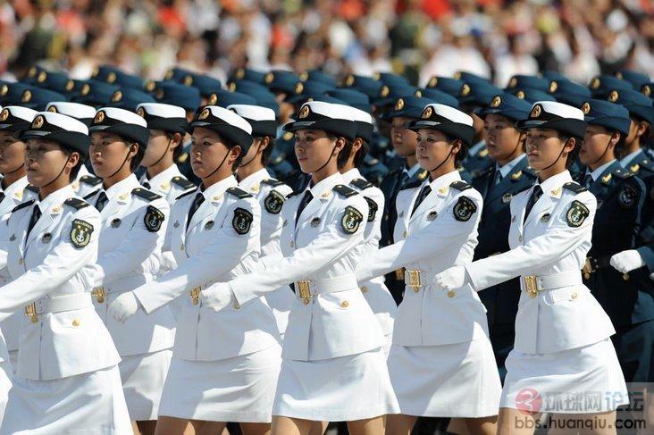 中国女兵图片方阵,展现新时代巾帼英雄的风采,中国女兵图片方阵,展现新时代巾帼英雄风采