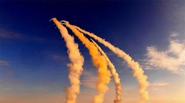 东风21导弹究竟有多强,解析其技术威力与战略意义,东风21导弹的技术威力与战略意义深度解析,揭示其超强实力