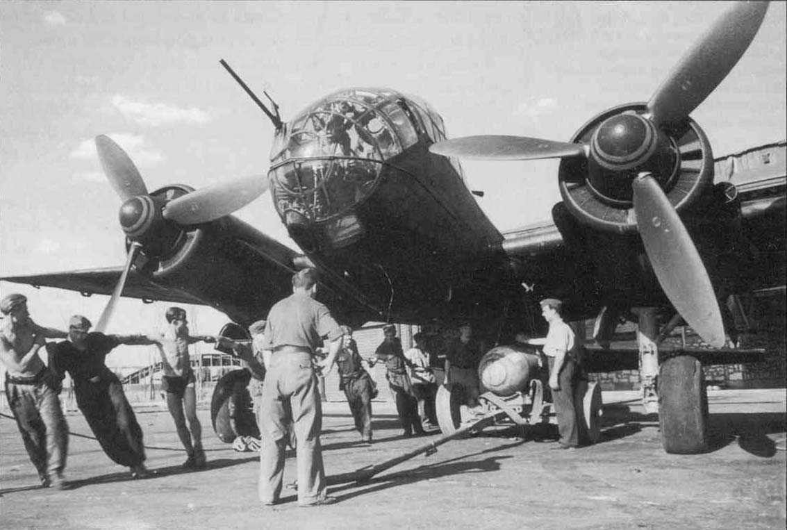 中国轰炸机最新型号揭秘，空中力量的崭新篇章，中国轰炸机最新型号揭秘，空中力量的新纪元