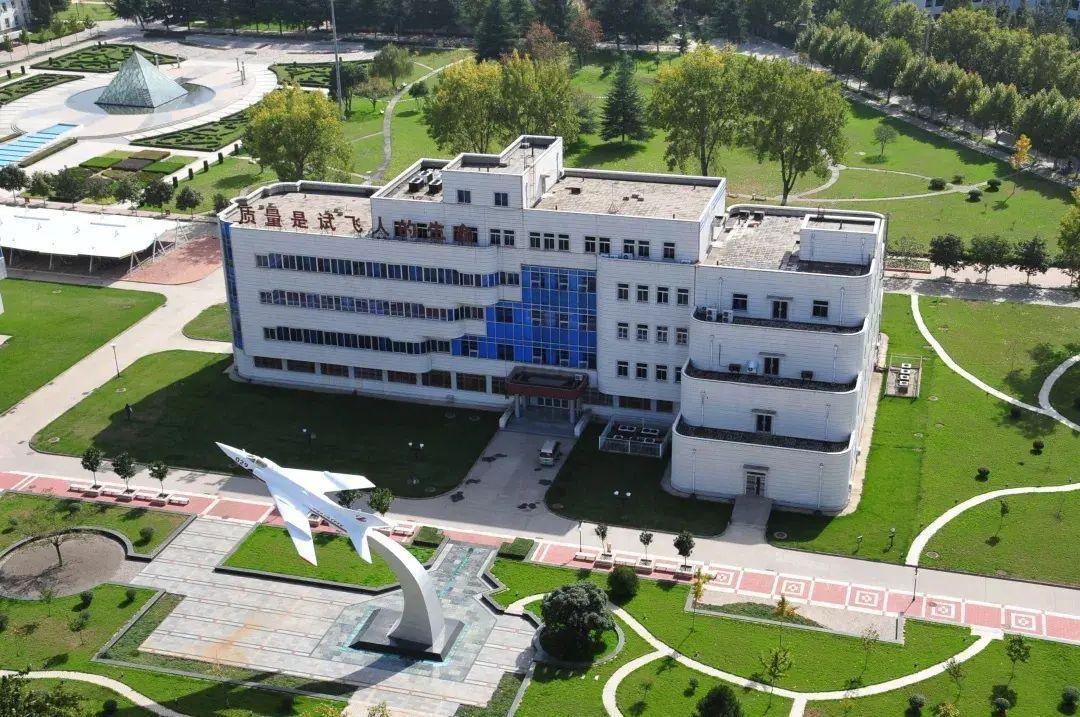 中国轰炸机最新型号揭秘,空中力量的崭新篇章,中国轰炸机最新型号揭秘,空中力量的新纪元