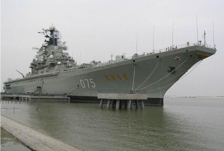 瓦良格号的起源与归属,一段历史与现实的交汇,瓦良格号,历史与现实的交汇——起源与归属探秘