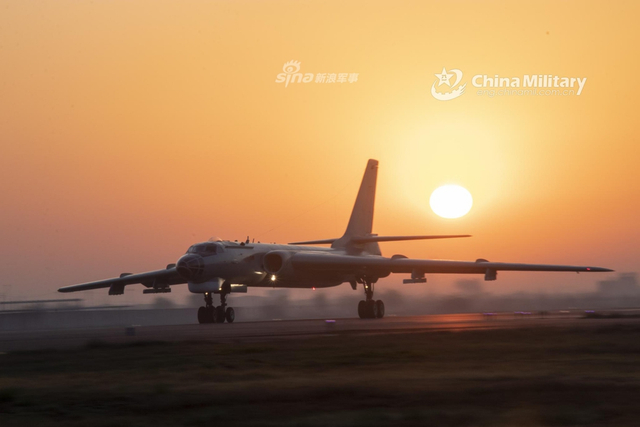 轰-6G挂载鹰击-12,空中力量的崭新组合,轰-6G挂载鹰击-12,空中力量全新组合亮相